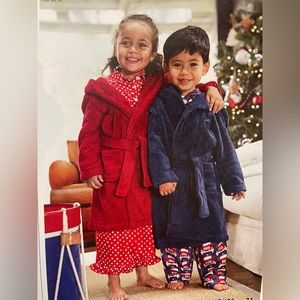 PBKids Potterybarn kids super cozy soft Kid bath Robe size Large age 7 8 9 10